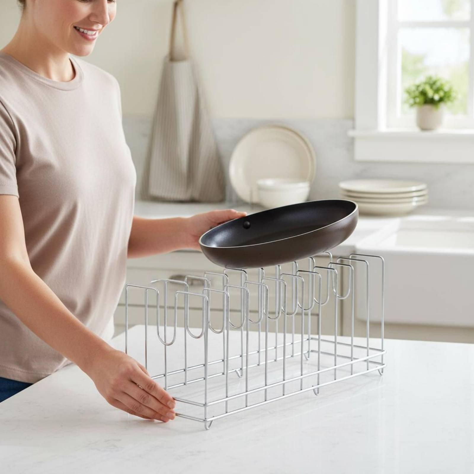 Kitchen Baking Pan Storage - ชั้นวางของในครัวแบบแนวตั้งสำหรับจัดเก็บถาดอบขนม พร้อมโครงเหล็กที่มั่นคงสำหรับจัดเก็บบนเคาน์เตอร์หรือในตู้