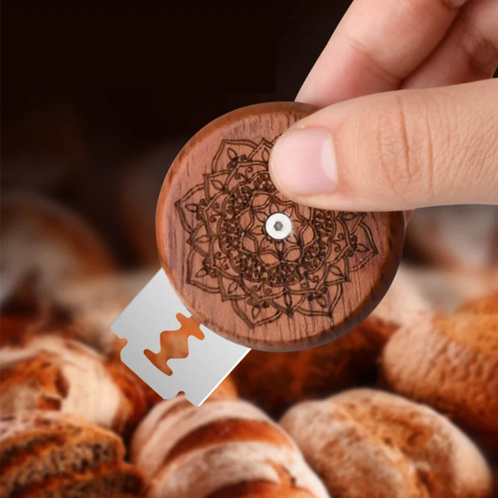 ขนมปังเบเกอรี่ Lame เครื่องมือ - Dough Scraper Curved บทวิจารณ์และราคา