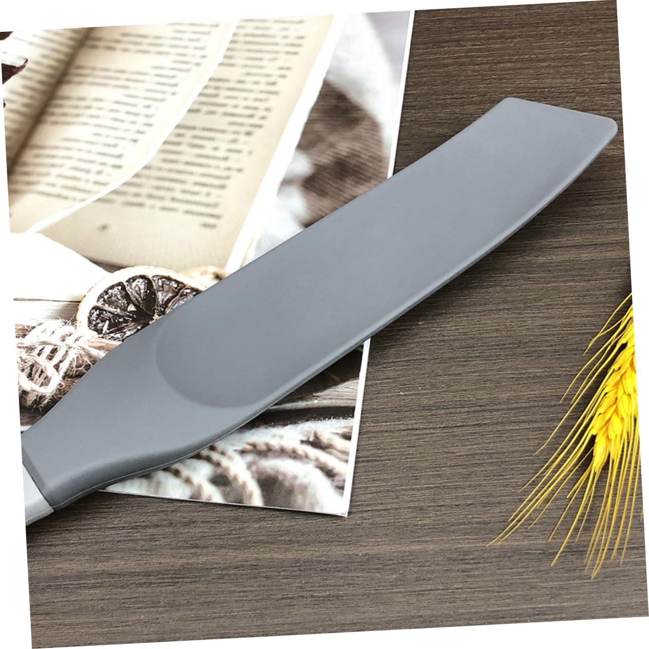 ที่ขูดซิลิโคนแบบโค้งด้านล่าง ย - Dough Scraper Curved บทวิจารณ์และราคา